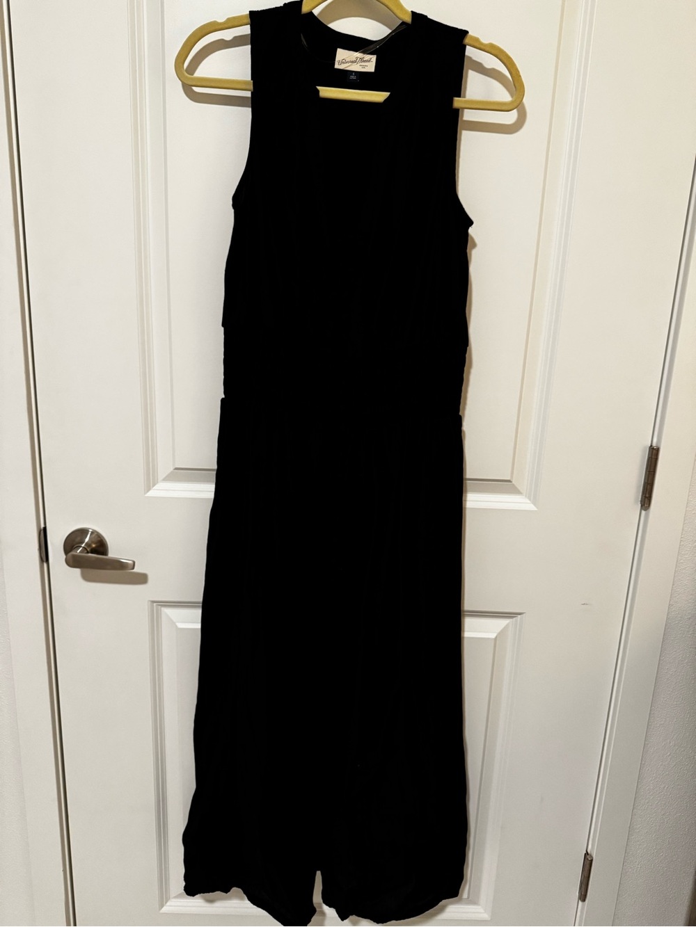 Universal Thread Black Sleeveless Maxi Dress